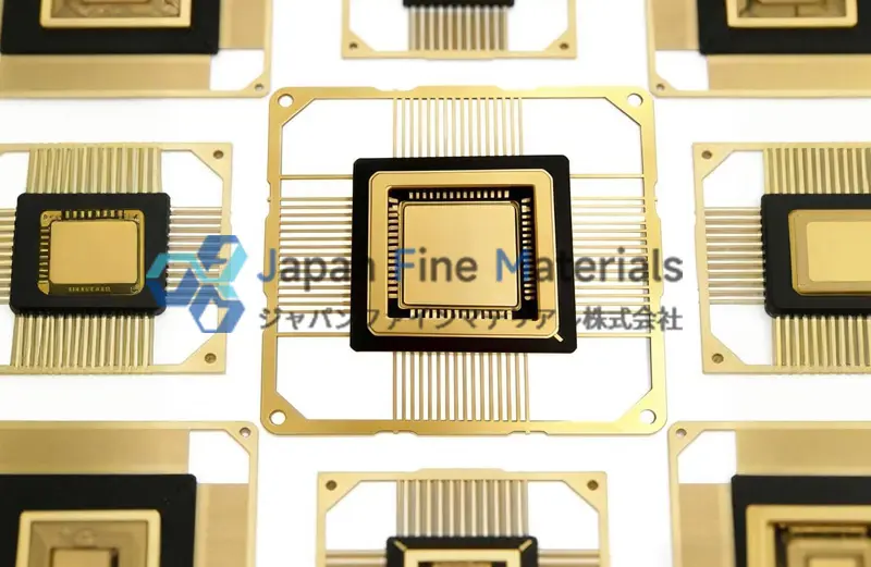 Ceramic Quad Flat Package (CQFP)